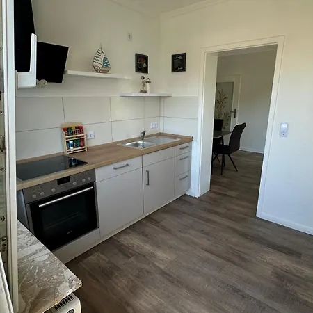 Hansestube Zentrale 3 Zimmer Ferienwohnung Mit Terrasse 73M2